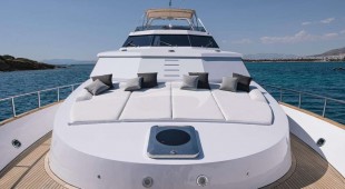 CariÑo East Mediterranean