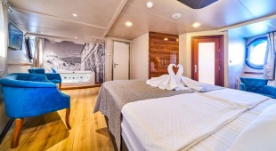 Casablanca Croatia, Adriatic Sea