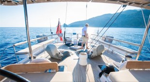 Champagne Hippy West Mediterranean