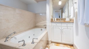 Chanson Caribbean, East Coast United States