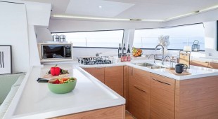 Chillin' Hut Caribbean