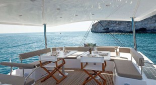 Chillin' Hut Caribbean