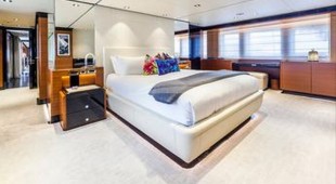 Daisy D Caribbean, West Mediterranean