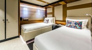 Daisy D Caribbean, West Mediterranean