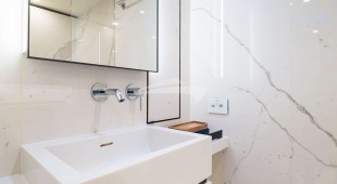 Dessus East Mediterranean