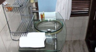 Dhoni Stella 2 Indian Ocean