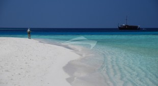 Dhoni Stella Indian Ocean