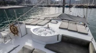 Diamond Lila East Mediterranean