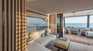 Donna East Mediterranean