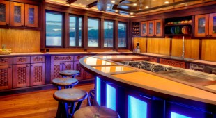 Dunia Baru Indian Ocean, South East Asia, East Asia