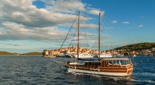 Eleganza East Mediterranean