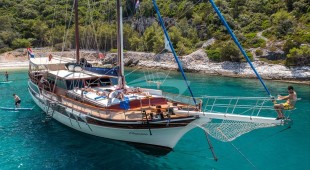 Eleganza East Mediterranean