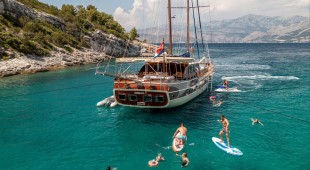 Eleganza East Mediterranean