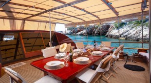 Eleganza East Mediterranean