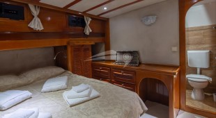 Eleganza East Mediterranean