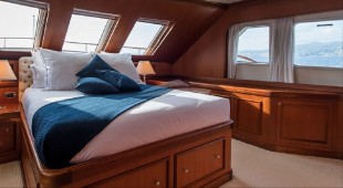 Eleni East Mediterranean, West Mediterranean