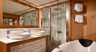 Emoji East Mediterranean, West Mediterranean