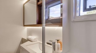 Extra Nauti Caribbean