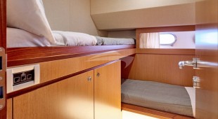 Flow East Mediterranean, West Mediterranean