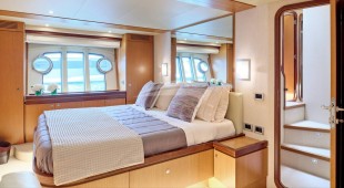 Flow East Mediterranean, West Mediterranean