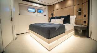 Fox Caribbean, East Mediterranean, West Mediterranean