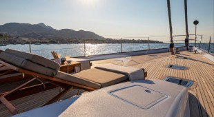 Genevieve East Mediterranean, West Mediterranean