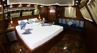Heaven Saphir Africa