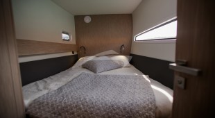 Izenah 5 East Mediterranean, West Mediterranean