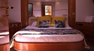 Joia V West Mediterranean