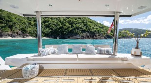 La Vie Est Belle Caribbean