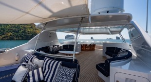 Lady Azul South East Asia