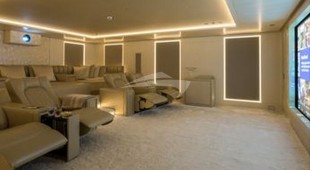 Lady Lara West Mediterranean