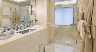 Lady Lara West Mediterranean