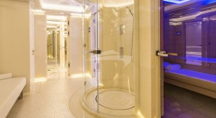 Lady Lara West Mediterranean