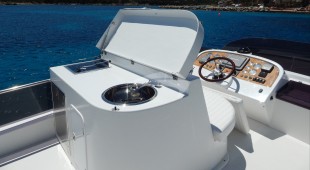 Lady Shine West Mediterranean