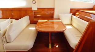 Lady Shine West Mediterranean