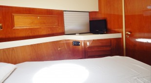 Lady Shine West Mediterranean