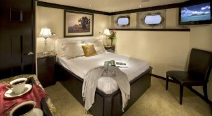 L'albatros East Mediterranean, West Mediterranean