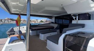 Le Grand Bogavant Caribbean, West Mediterranean