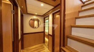 Lila Trawler East Mediterranean