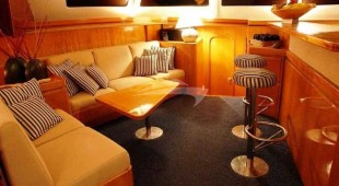 Lonestar Indian Ocean, Africa