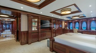 Lady Beth Caribbean, East Mediterranean, West Mediterranean