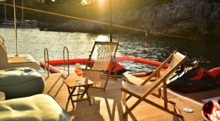 Love T East Mediterranean