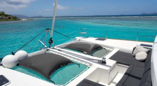 Luna Caribbean