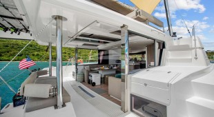 Mah Na Mah Na Caribbean