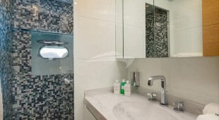 Manu V West Mediterranean