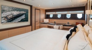 Manu V West Mediterranean