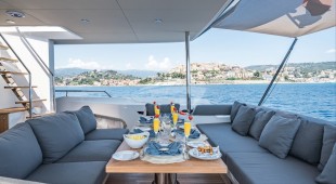 Maoria West Mediterranean