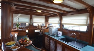 Mar E Mar West Mediterranean