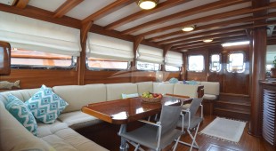 Mar E Mar West Mediterranean